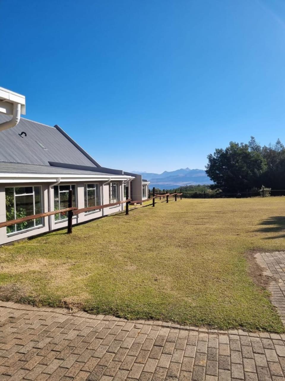 منزل الضيف بيرغفيل  في Drakensberg Mountain Retreat المظهر الخارجي الصورة